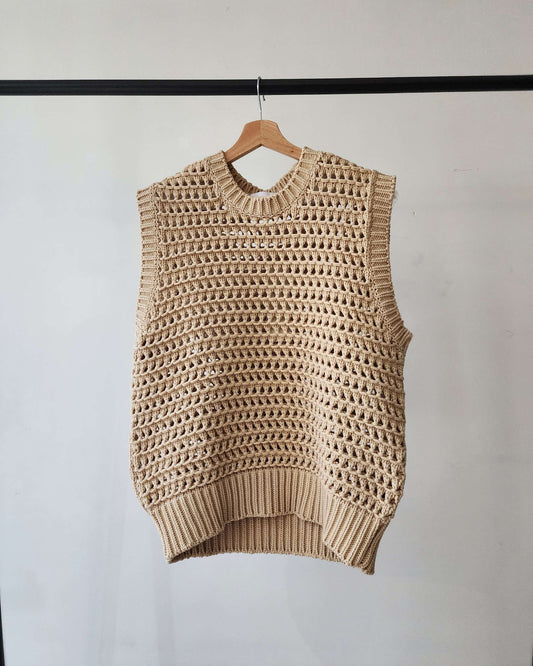 Hatching Vest