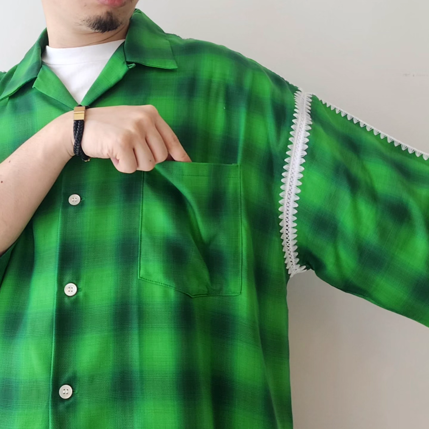 DISCOVERED / Ombre Wide Open Collar Shirts