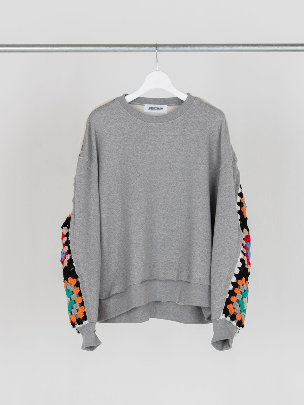 DISCOVERED / Crochet Sleeve Sweat