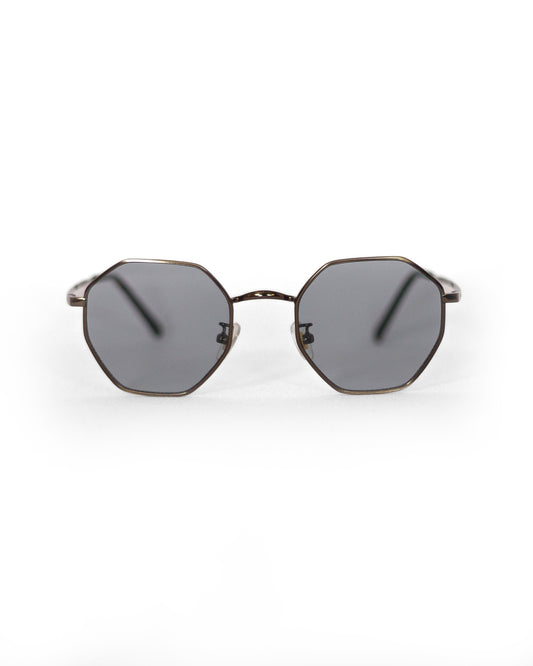 ESSAY / LG Sunglass