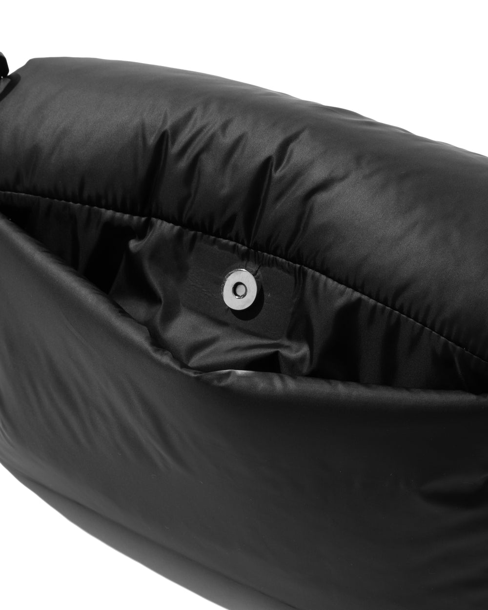 CLESSTE / Padded Flap Holiday Bag