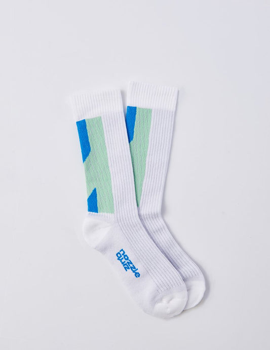 Landing / Teal Green