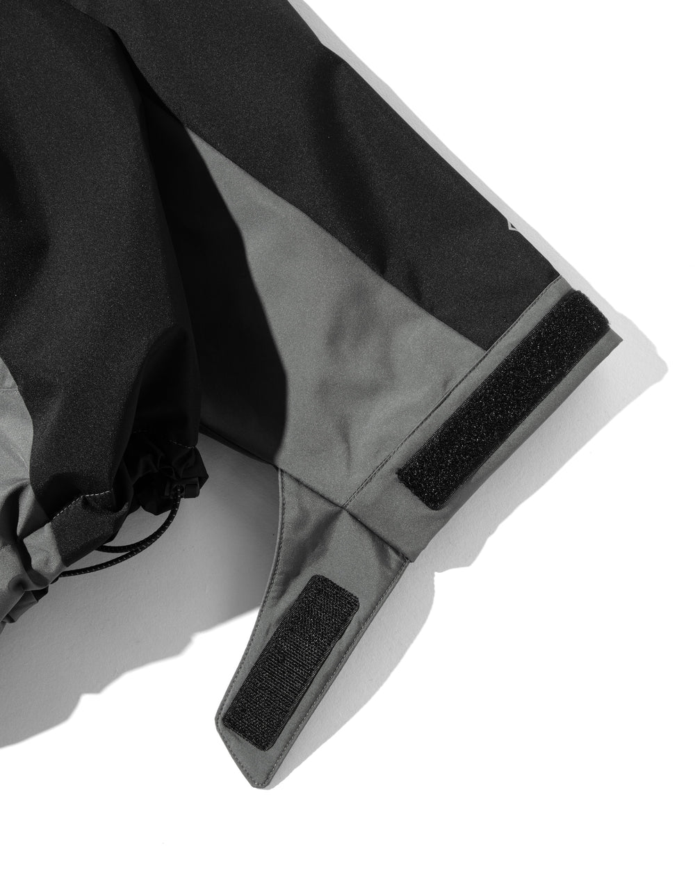CLESSTE / +Phenix Windstopper ® By Gore-tex Labs City Sidwinder Jacket