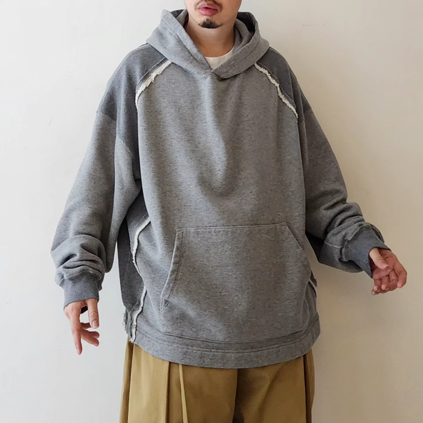 WELLDER / Cut Off Hooded