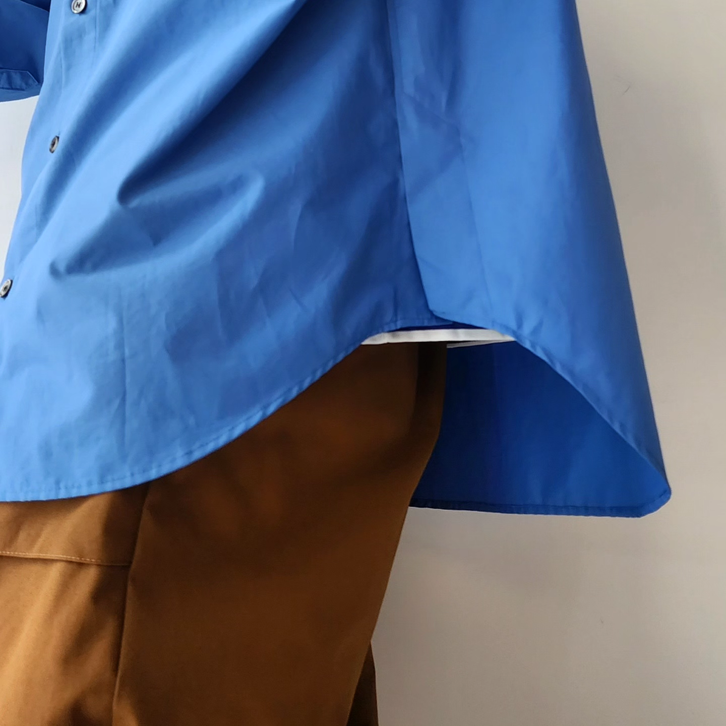 TREE AND BRANCH / Oversized Side Slit Shirket