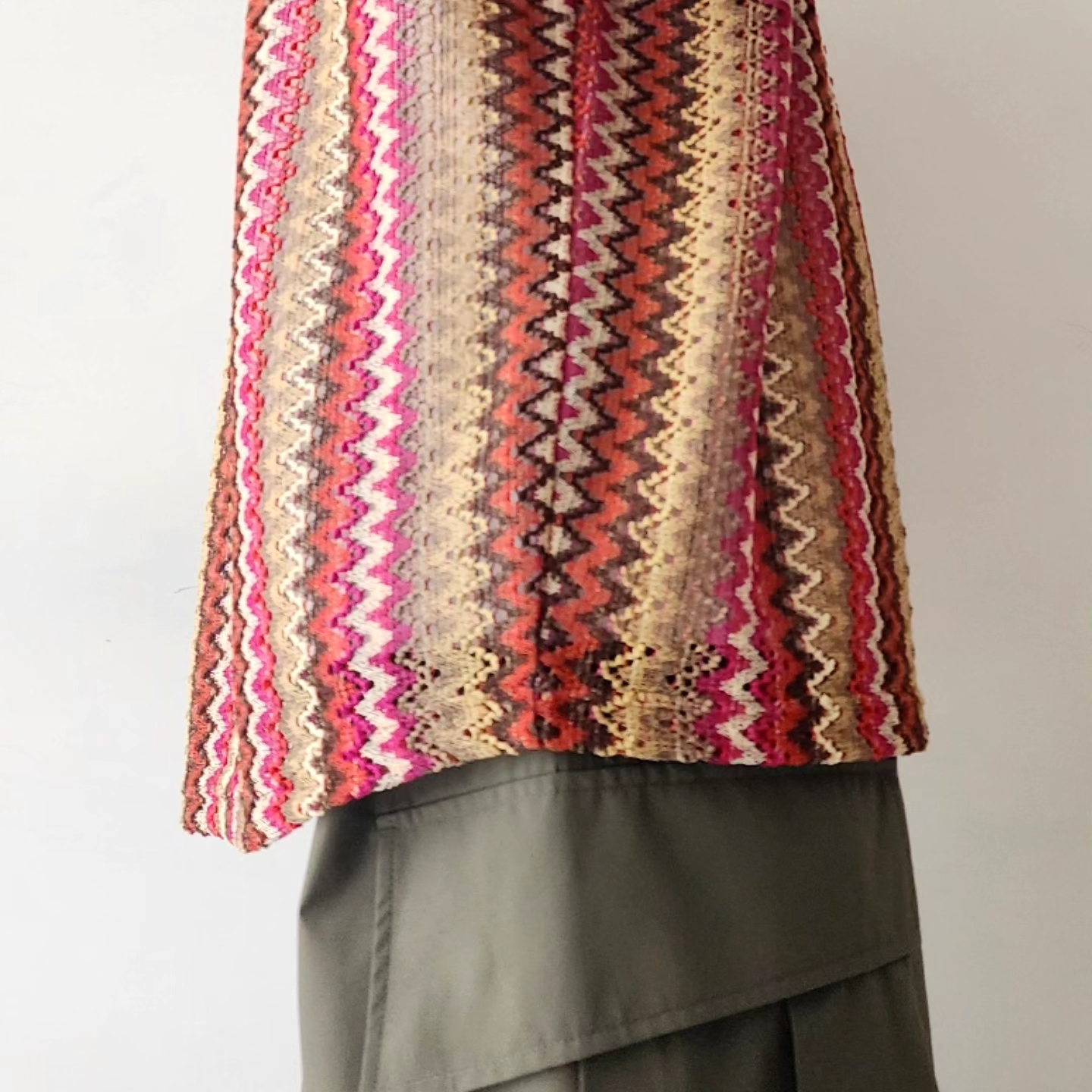 MERELY MADE / Pink Merely Hmong Hoa Knit T-Shirt