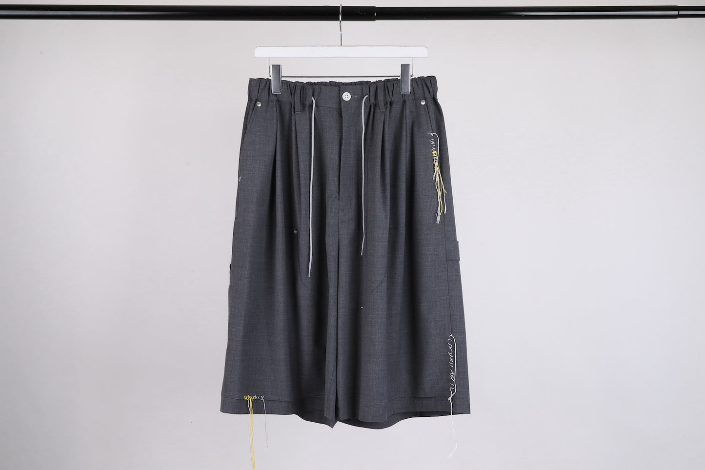 DISCOVERED / Summer Wool Looping Wide Shorts (Gray)