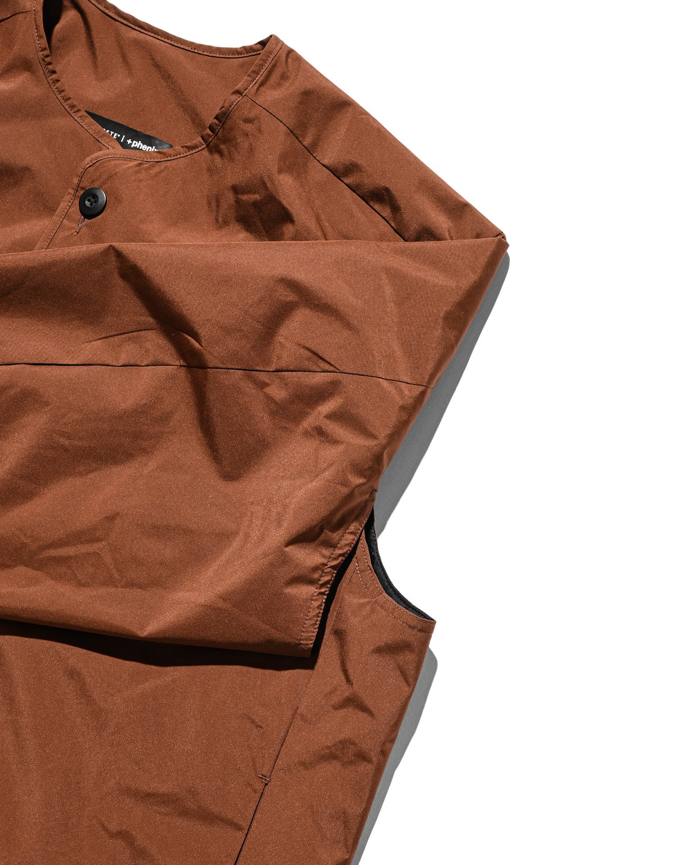 CLESSTE / +Phenix Windstopper ® By Gore-tex Labs City Fishtail Parka With Liner Jacket (Chocolate Brown)