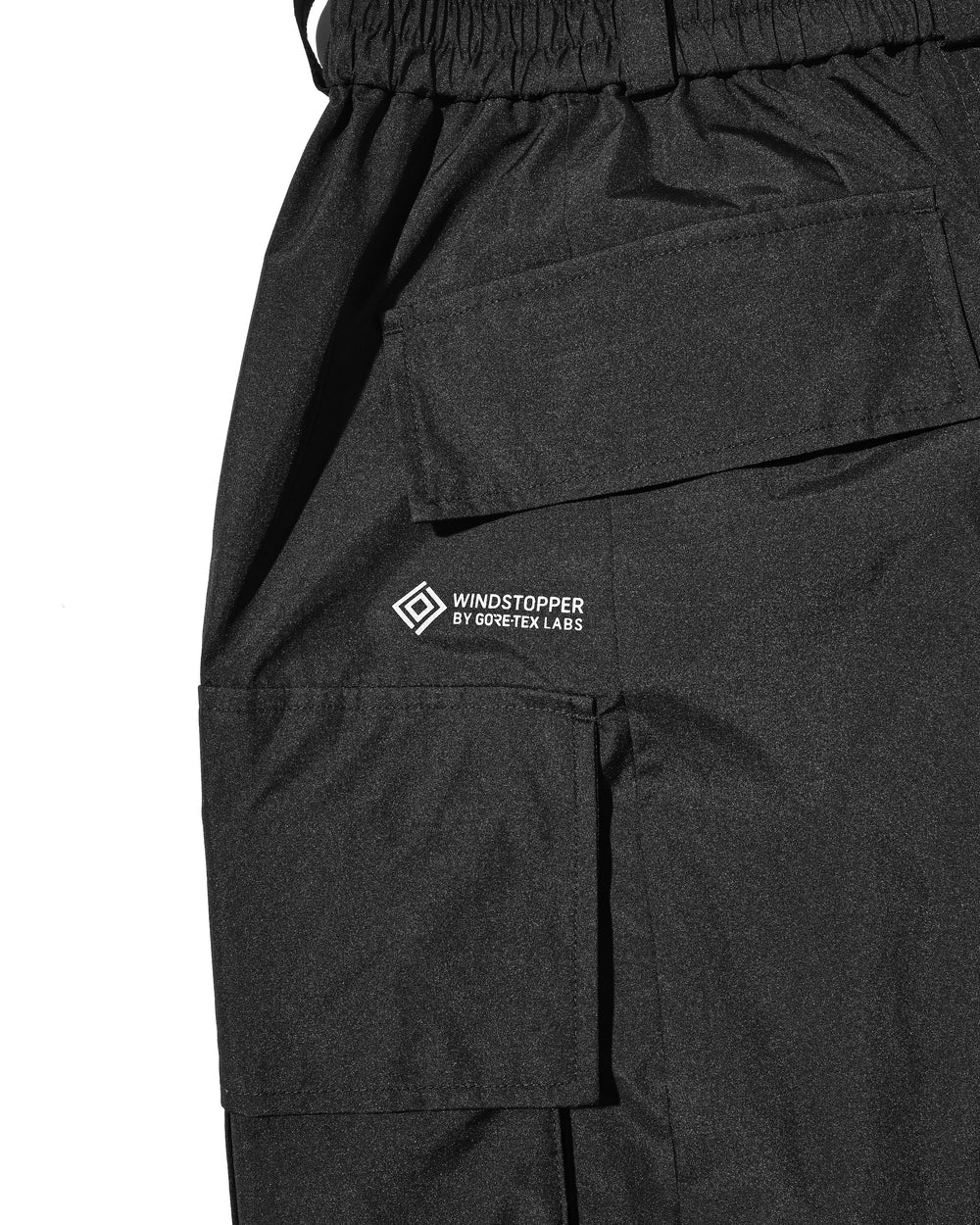 CLESSTE / +Phenix Windstopper ® By Gore-tex Labs City Mega Pocket Balloon Cargo Half Pants (Black)