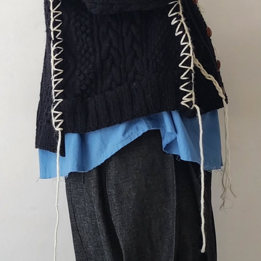 DISCOVERED / Hand Embroidery Fisherman Knit (A)