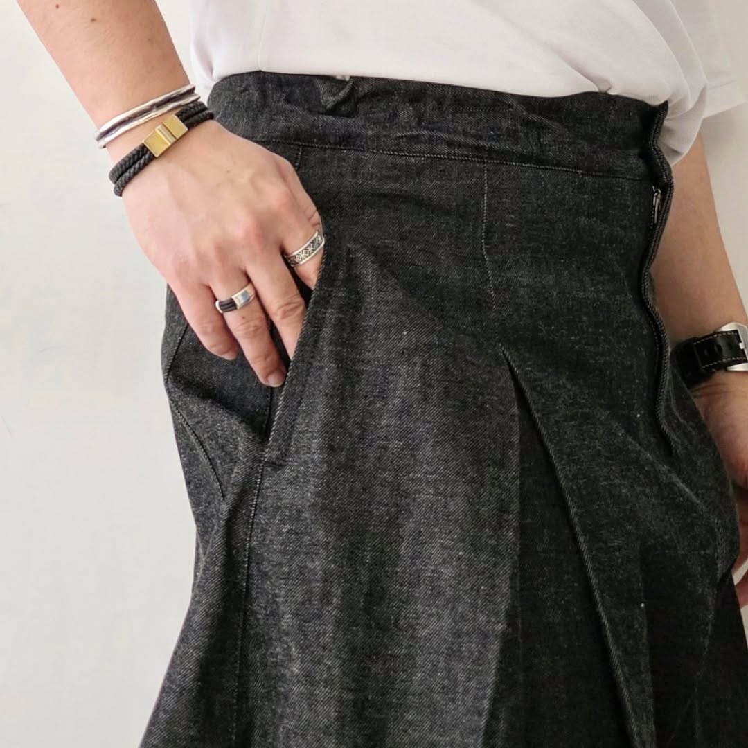 SAGE NATION / Box Pleat Trouser Denim - Raw Black