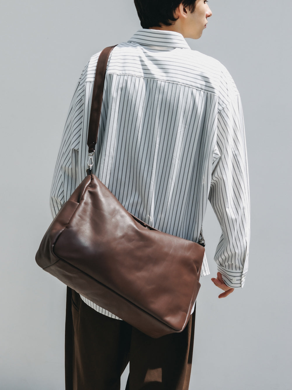CLESSTE / Leather Day Off Bag Large (Brown)