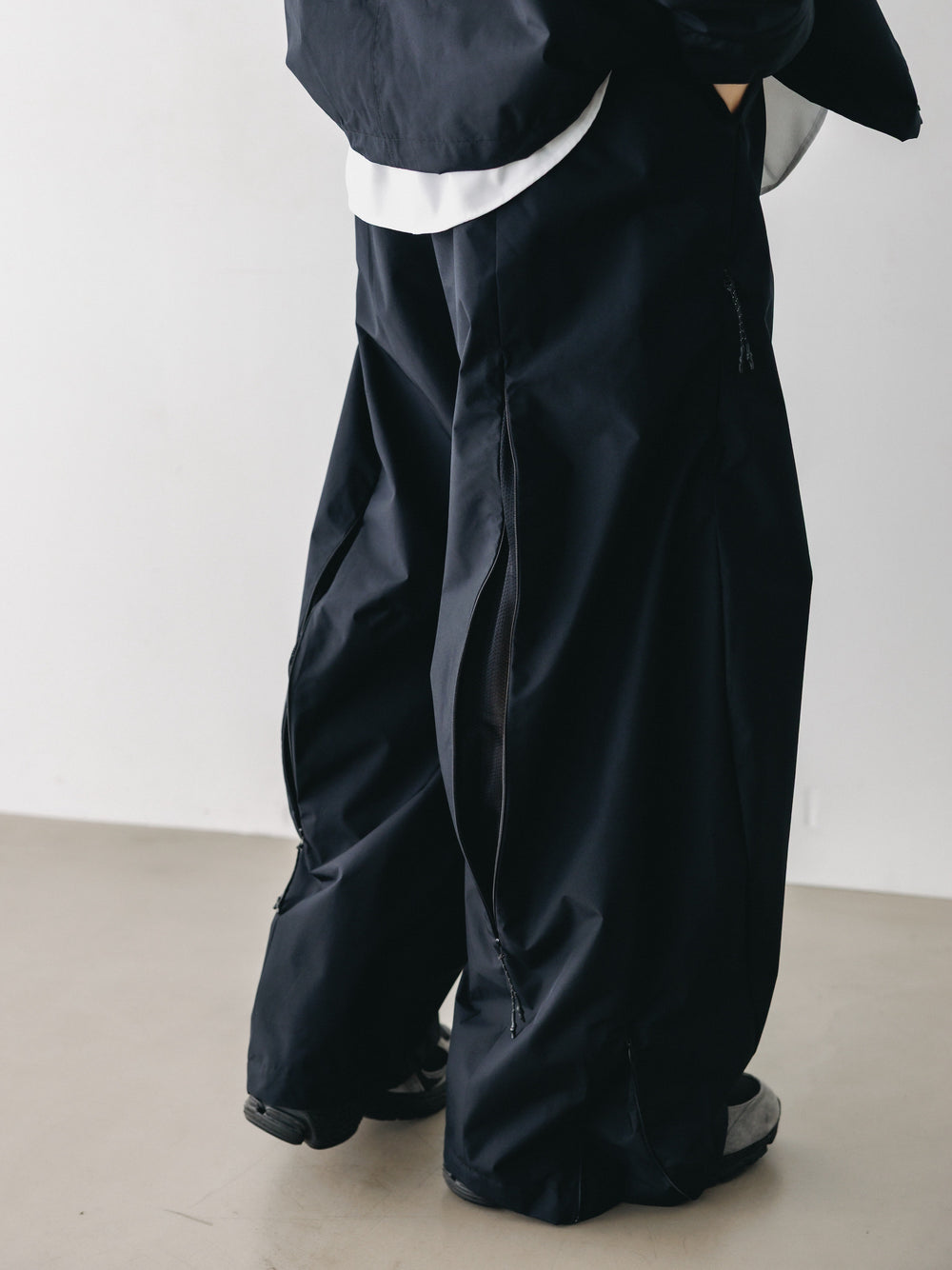CLESSTE / +Phenix Windstopper ® By Gore-tex Labs City Barrel Leg