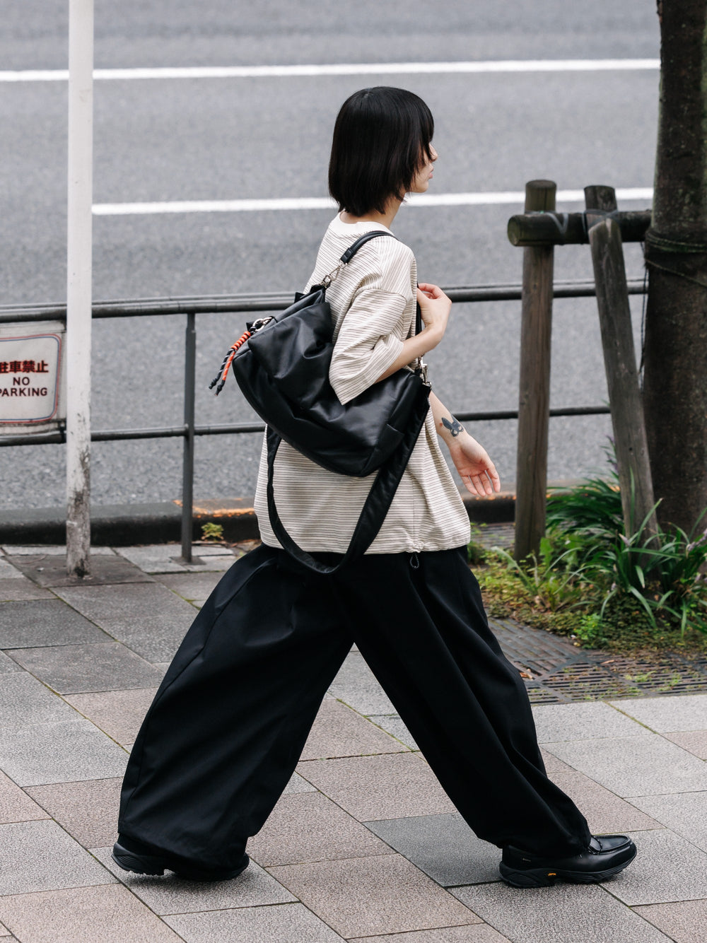 CLESSTE / Leather Padded Flap Holiday Bag