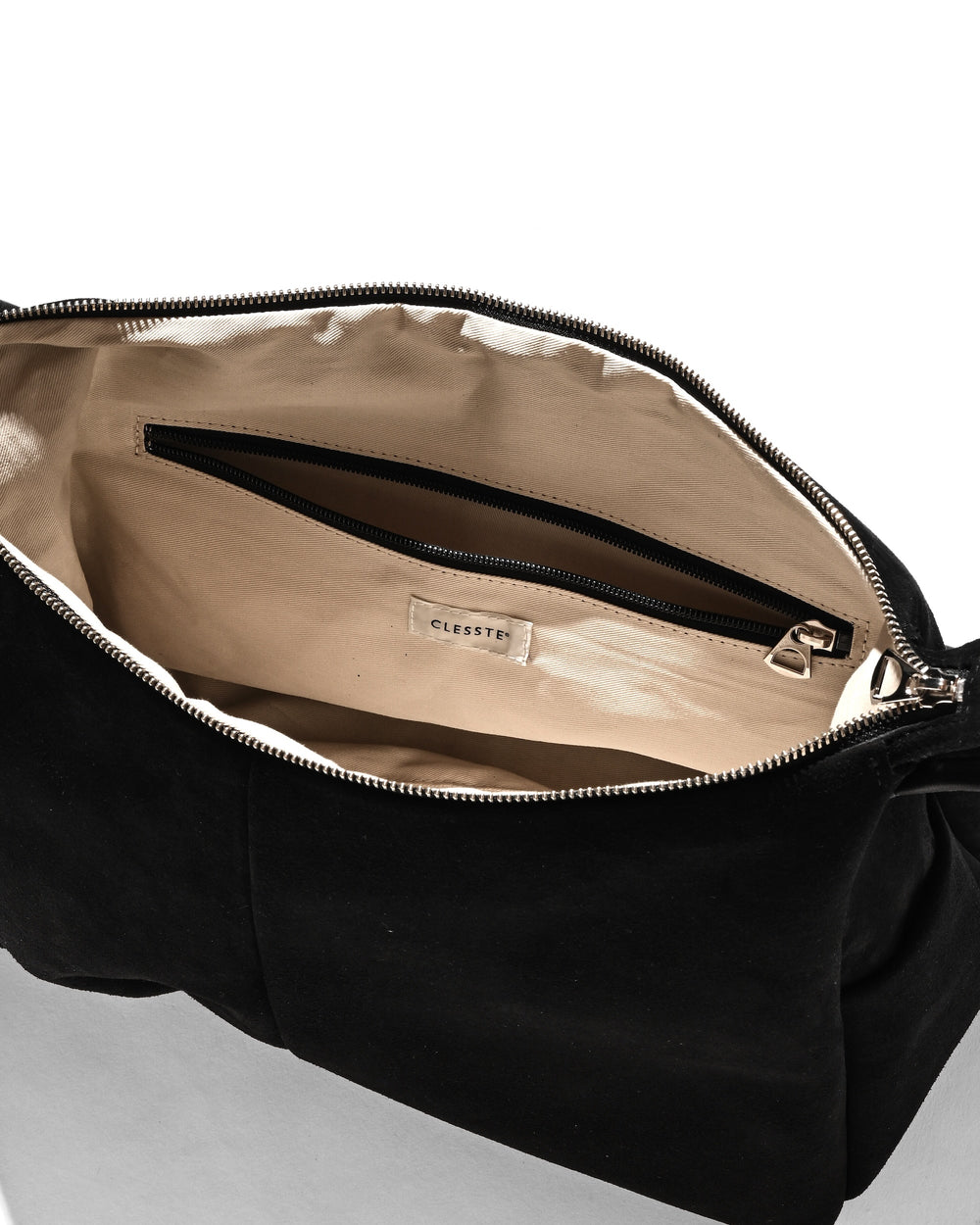 CLESSTE / Suede Nomad Bag (Black)