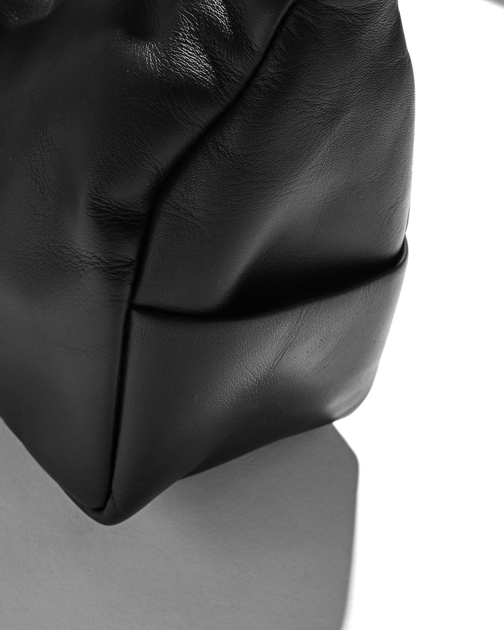 CLESSTE / Leather Day Off Bag Mini (Black)