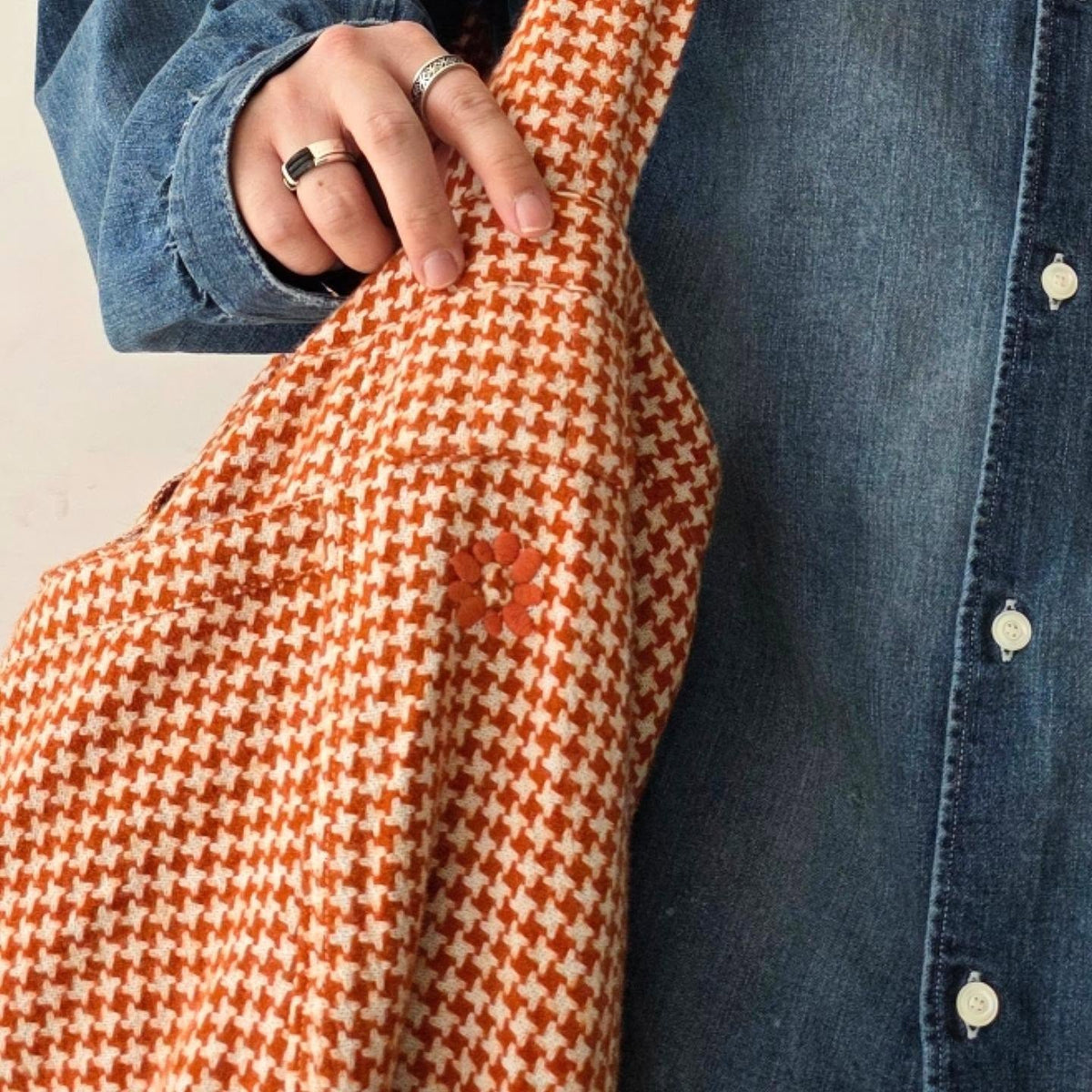 GANDER / Side Bag AW26 Orange Cross (Orange Cross)