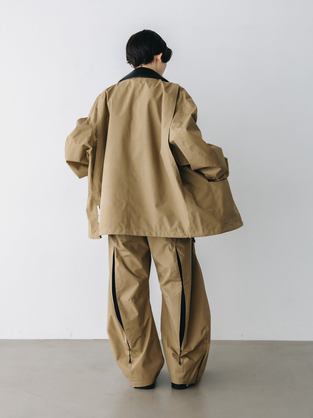 CLESSTE / +Phenix Windstopper ® By Gore-tex Labs City Barrel Leg Pants (Camel Beige)