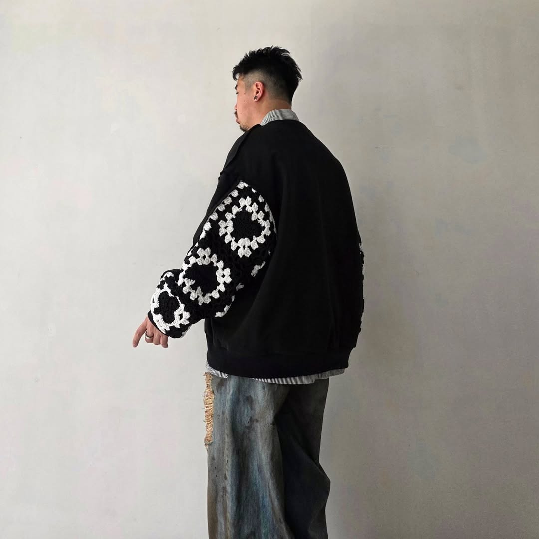 DISCOVERED / Playcard Crochet Sleeve Sweat (Black)