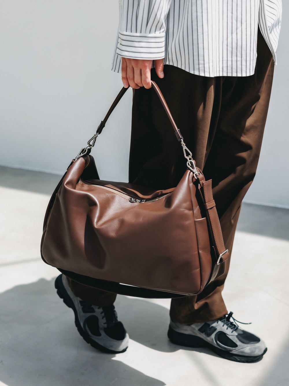 CLESSTE / Leather Day Off Bag Large (Brown)