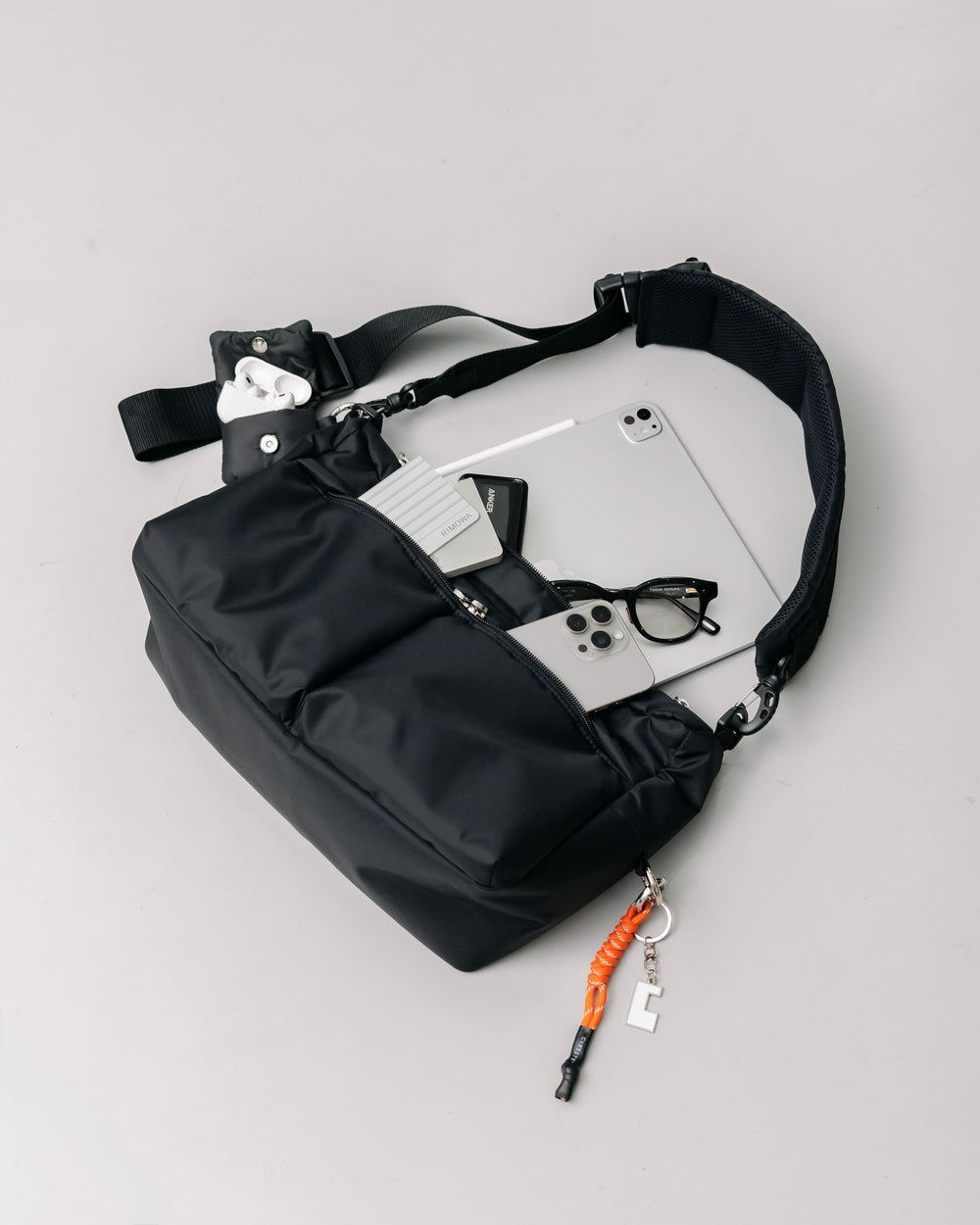 CLESSTE / Multi Pocket Holiday Bag