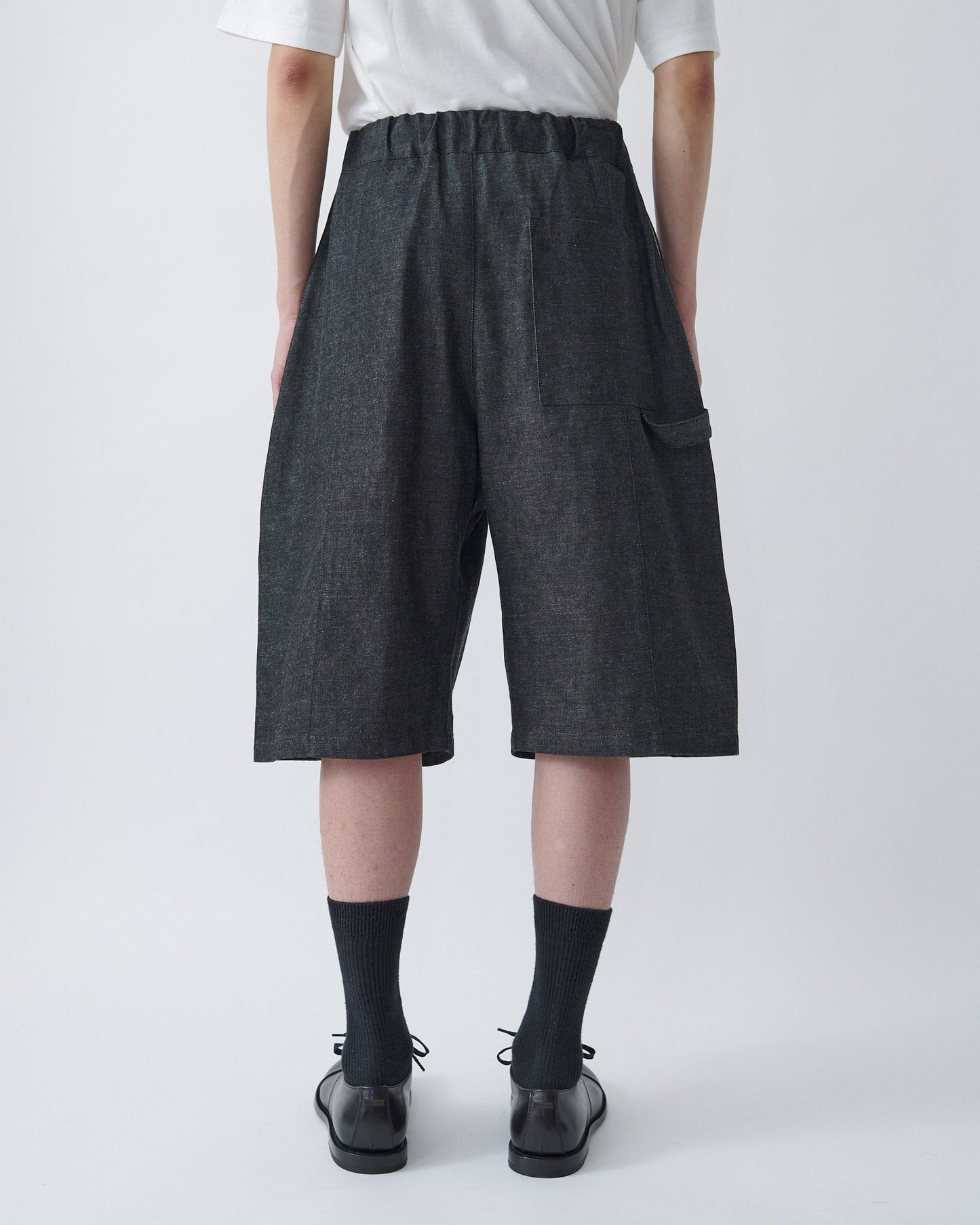 SAGE NATION / Box Pleat Short Denim - Raw Black