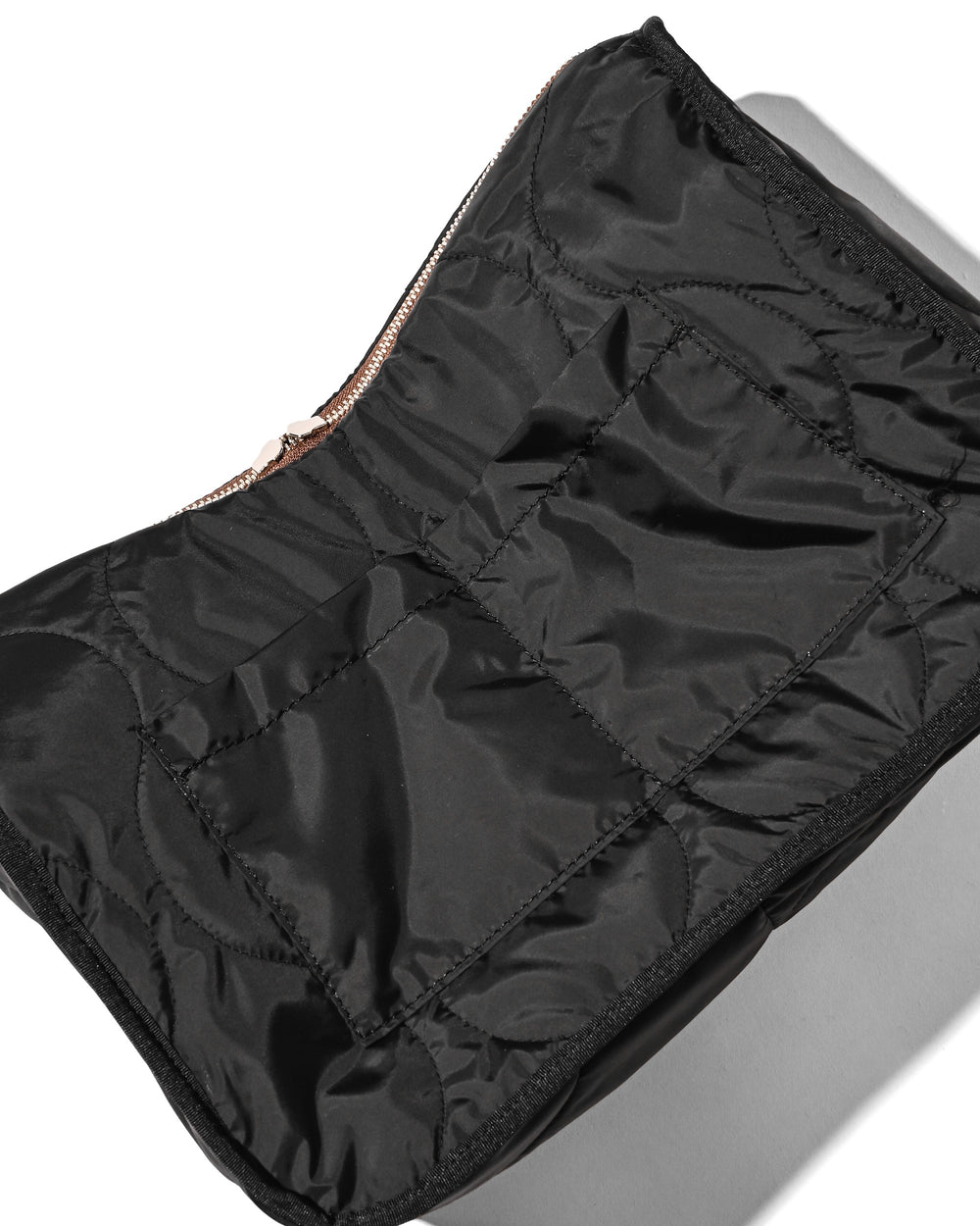 CLESSTE / Leather Day Off Bag (Brown)
