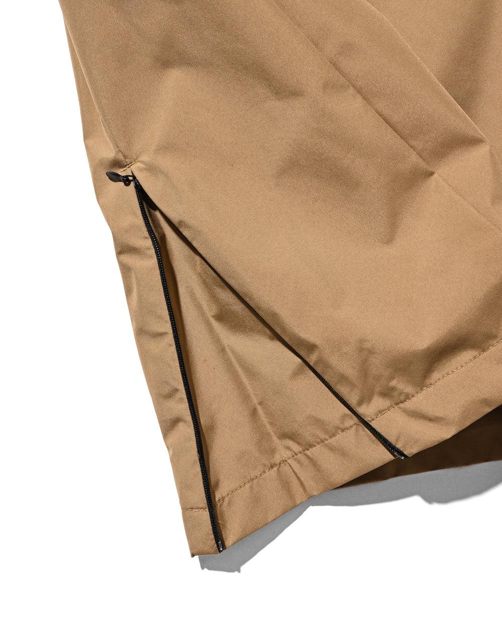 CLESSTE / +Phenix Windstopper ® By Gore-tex Labs City Barrel Leg Pants (Camel Beige)
