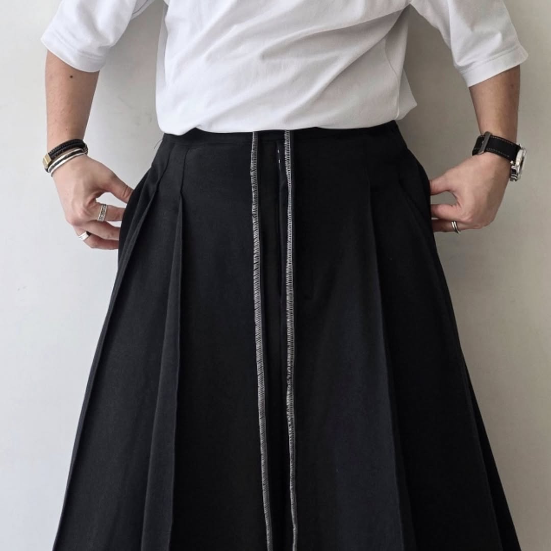 SHINYAKOZUKA / Mint Condition Upcycled Home Scottish (Black)