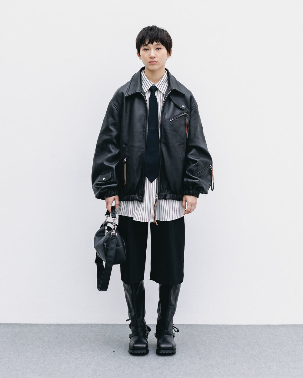 CLESSTE / Leather Day Off Bag Mini (Black)