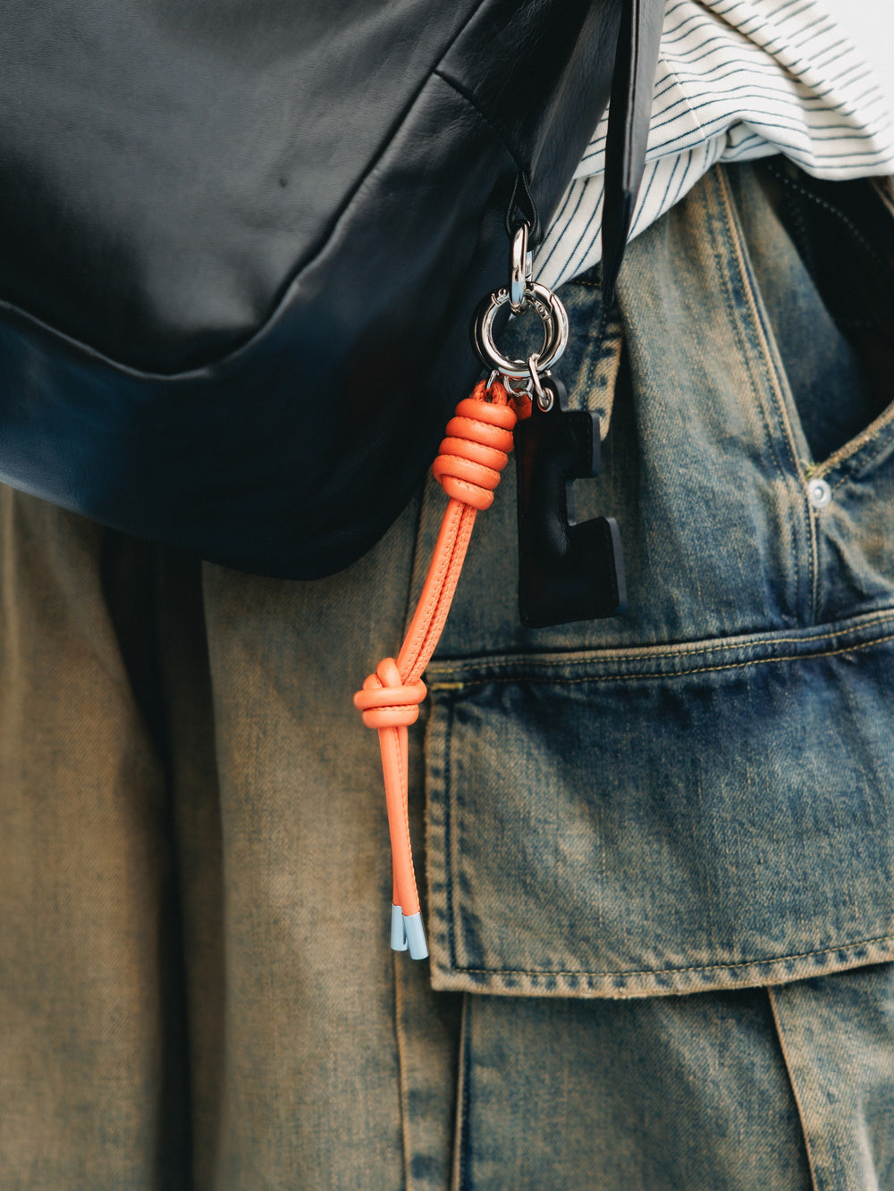 CLESSTE / Leather Knot Charm For ITTI (Orange)