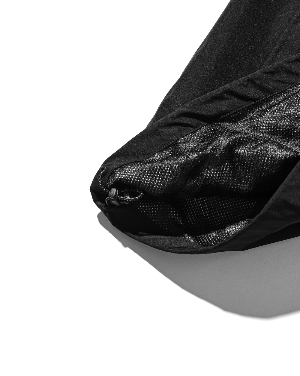 CLESSTE / +Phenix Windstopper ® By Gore-tex Labs City Mega Pocket Balloon Cargo Half Pants (Black)