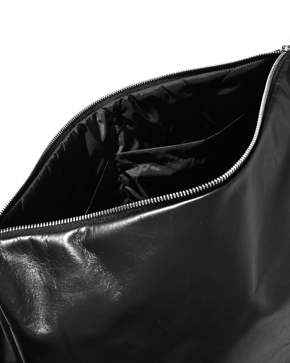 CLESSTE / Leather Day Off Bag Large (Black)
