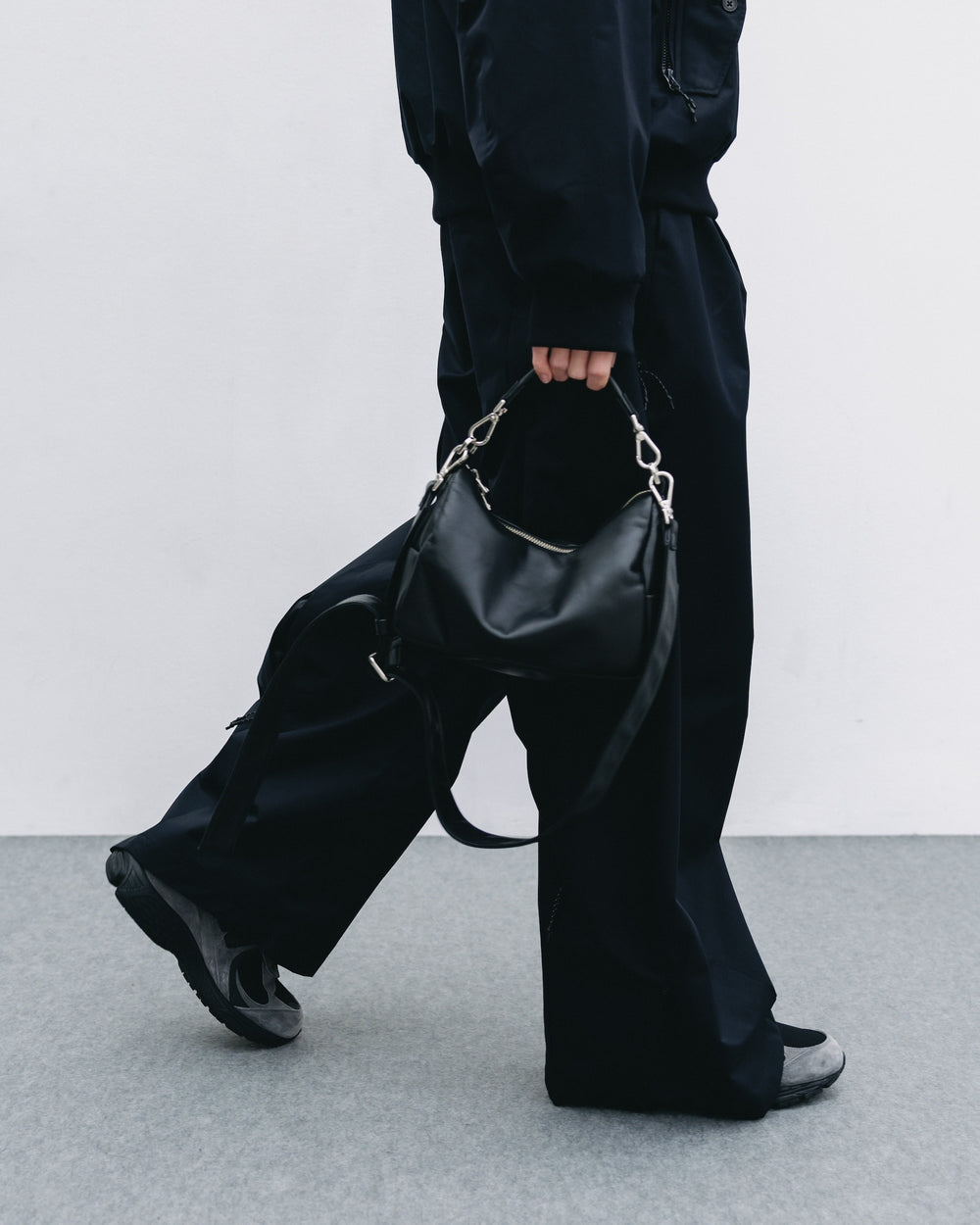 CLESSTE / Leather Day Off Bag Mini (Black)