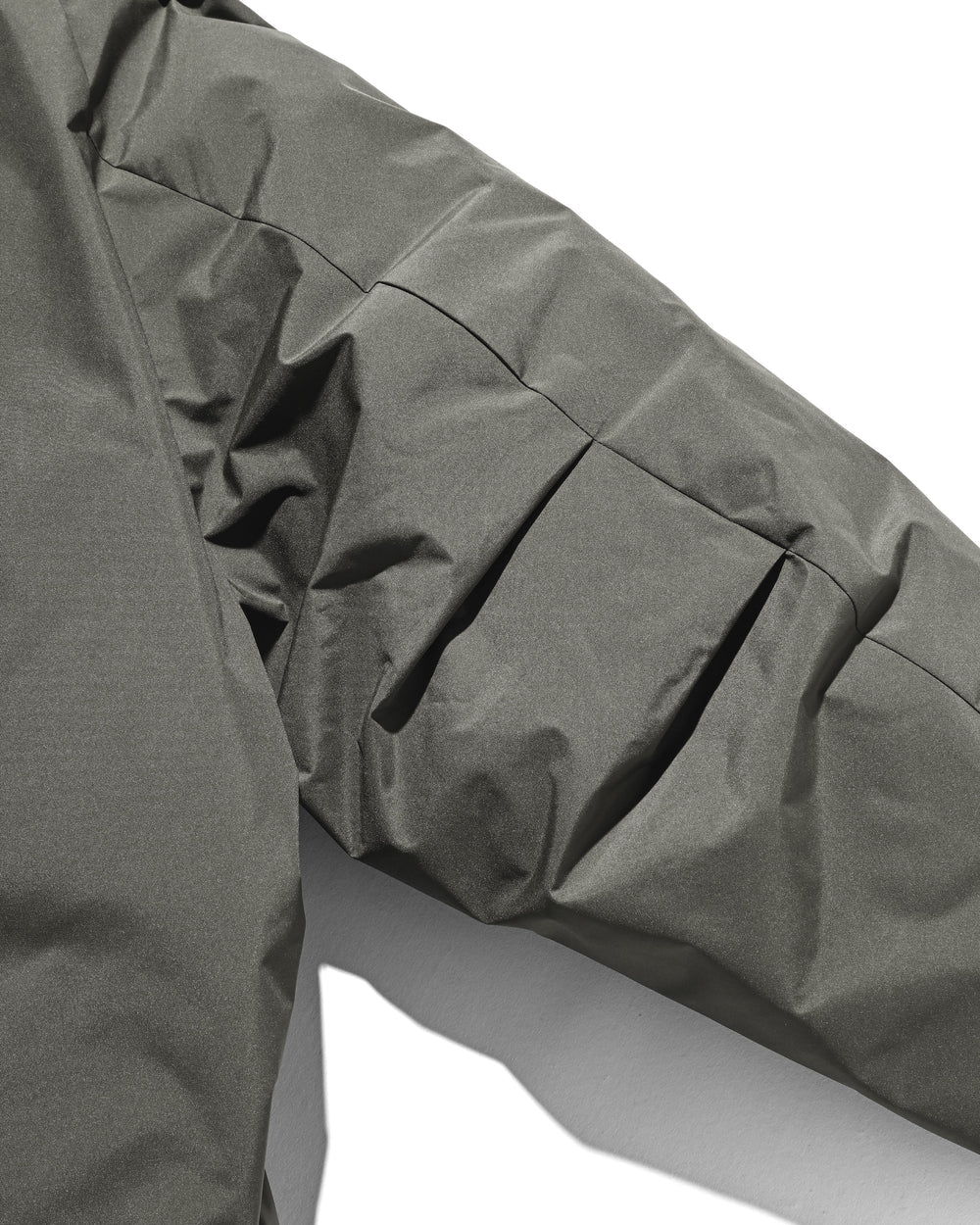 CLESSTE / +Phenix Windstopper ® By Gore-tex Labs City Happy Jacket (Asphalt Gray)