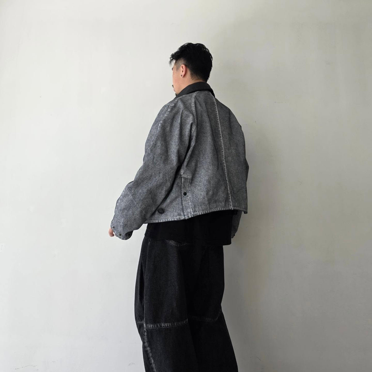 SHINYAKOZUKA / Farmhand (Snowveil Black)