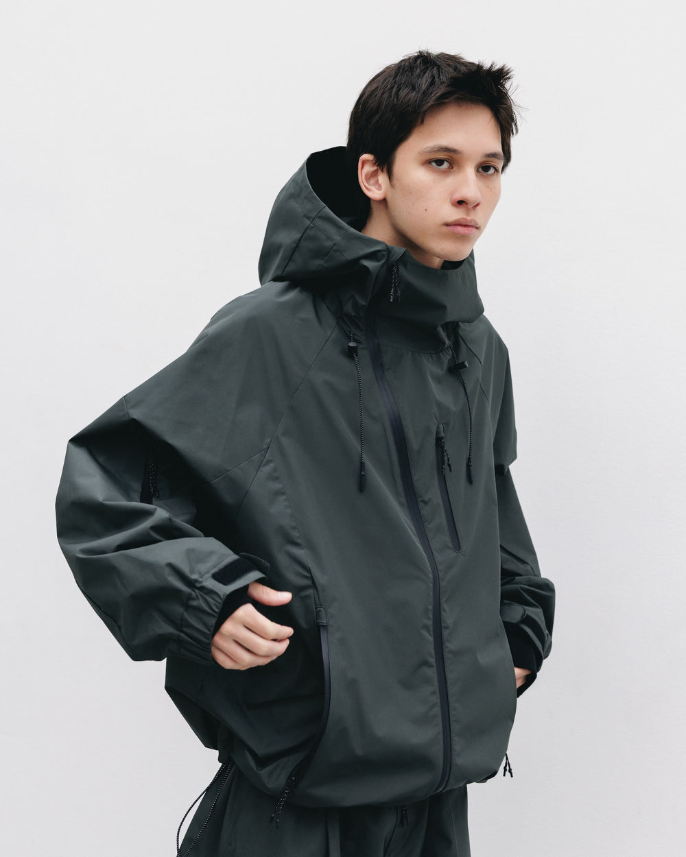 CLESSTE / +Phenix Windstopper ® By Gore-tex Labs City Mountain Jacket (Asphalt Gray)