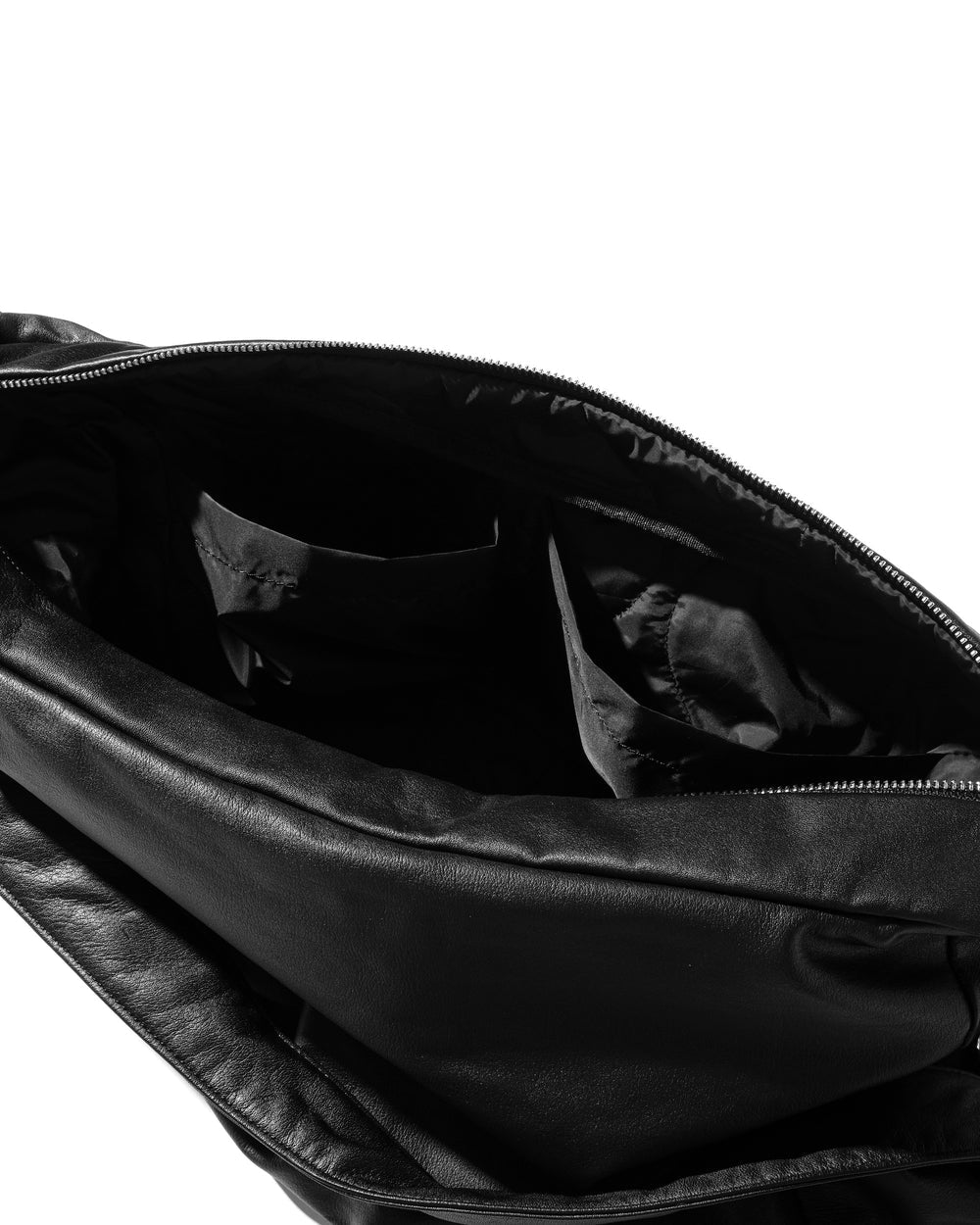 新品 clesste LEATHER HOLIDAY BAG LEATHER HOLIDAY BAG