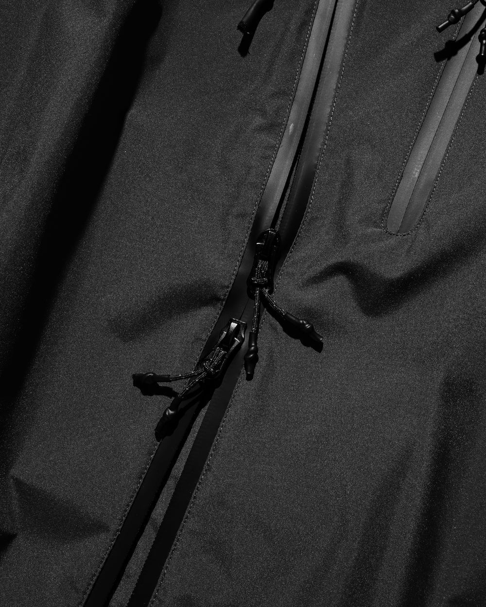 CLESSTE / +Phenix Windstopper ® By Gore-tex Labs City Mountain Jacket (Black)
