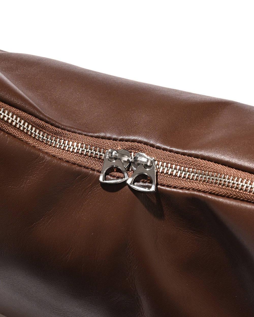 CLESSTE / Leather Day Off Bag (Brown)