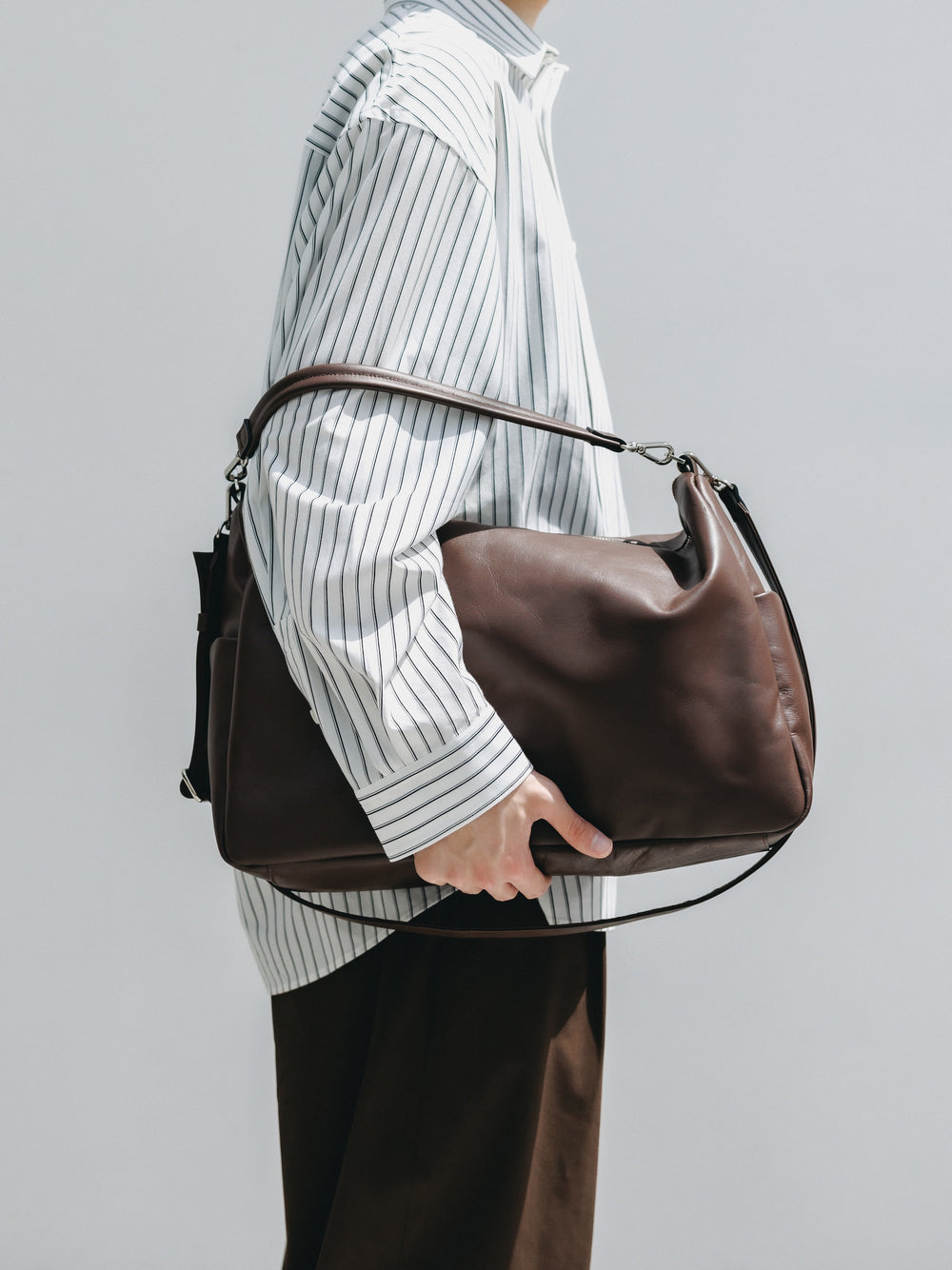 CLESSTE / Leather Day Off Bag Large (Brown)