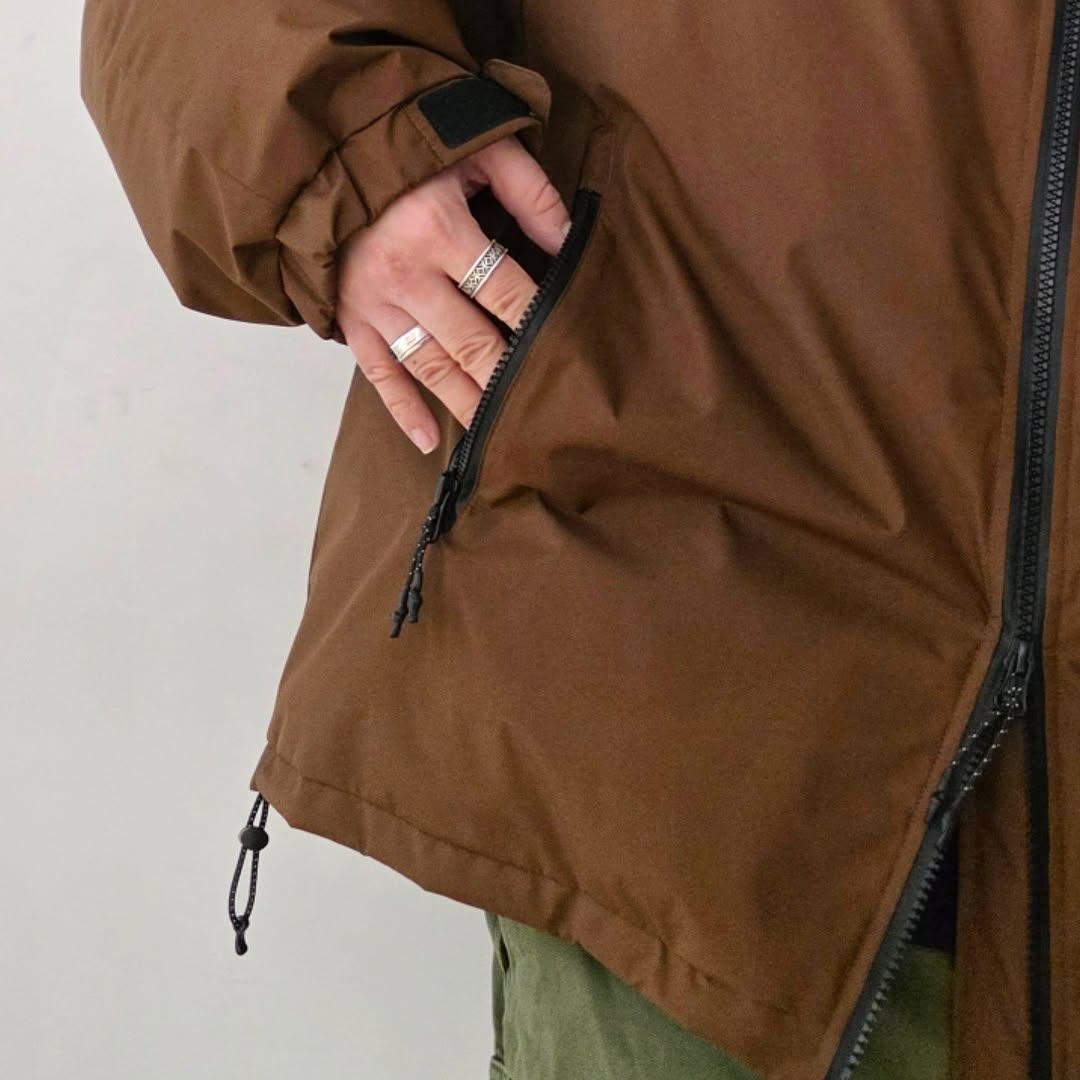 CLESSTE / +Phenix Windstopper ® By Gore-tex Labs City Happy Jacket (Chocolate Brown)