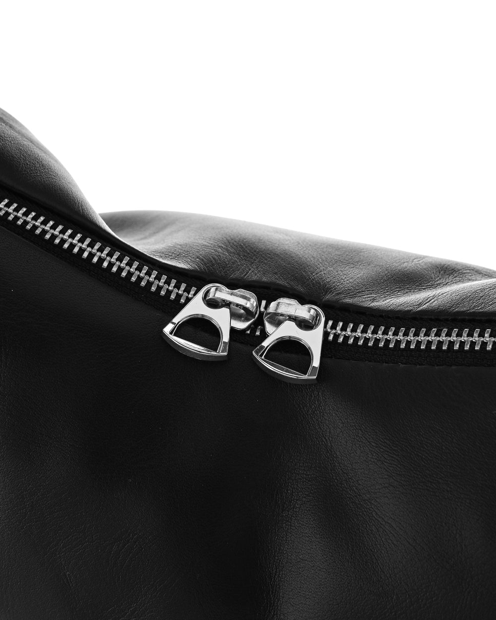 CLESSTE / Leather Day Off Bag Mini (Black)