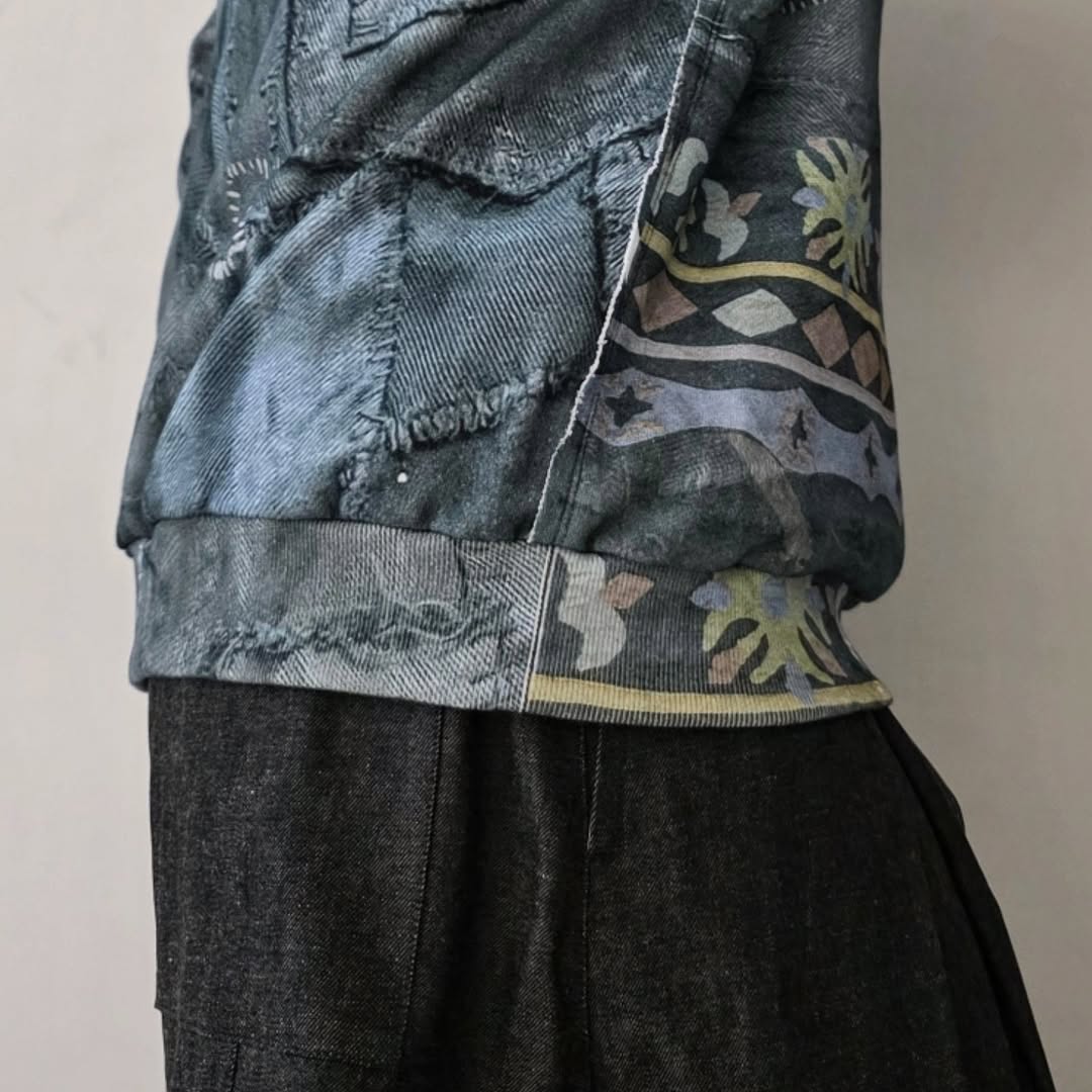 DISCOVERED / Crust Trompeloeil Pullover (Black)
