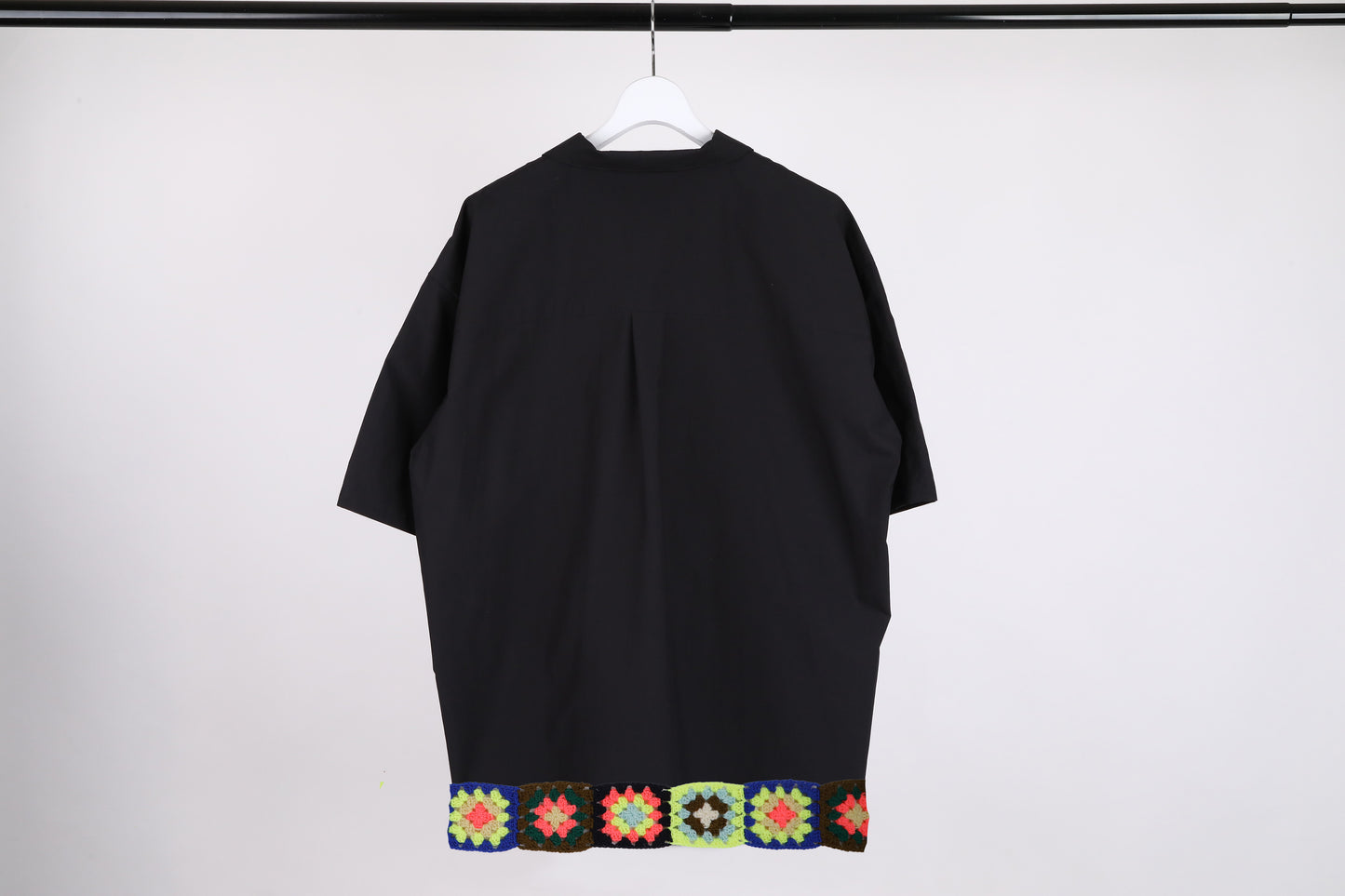 DISCOVERED / Hem Crochet Open Collar Shirts