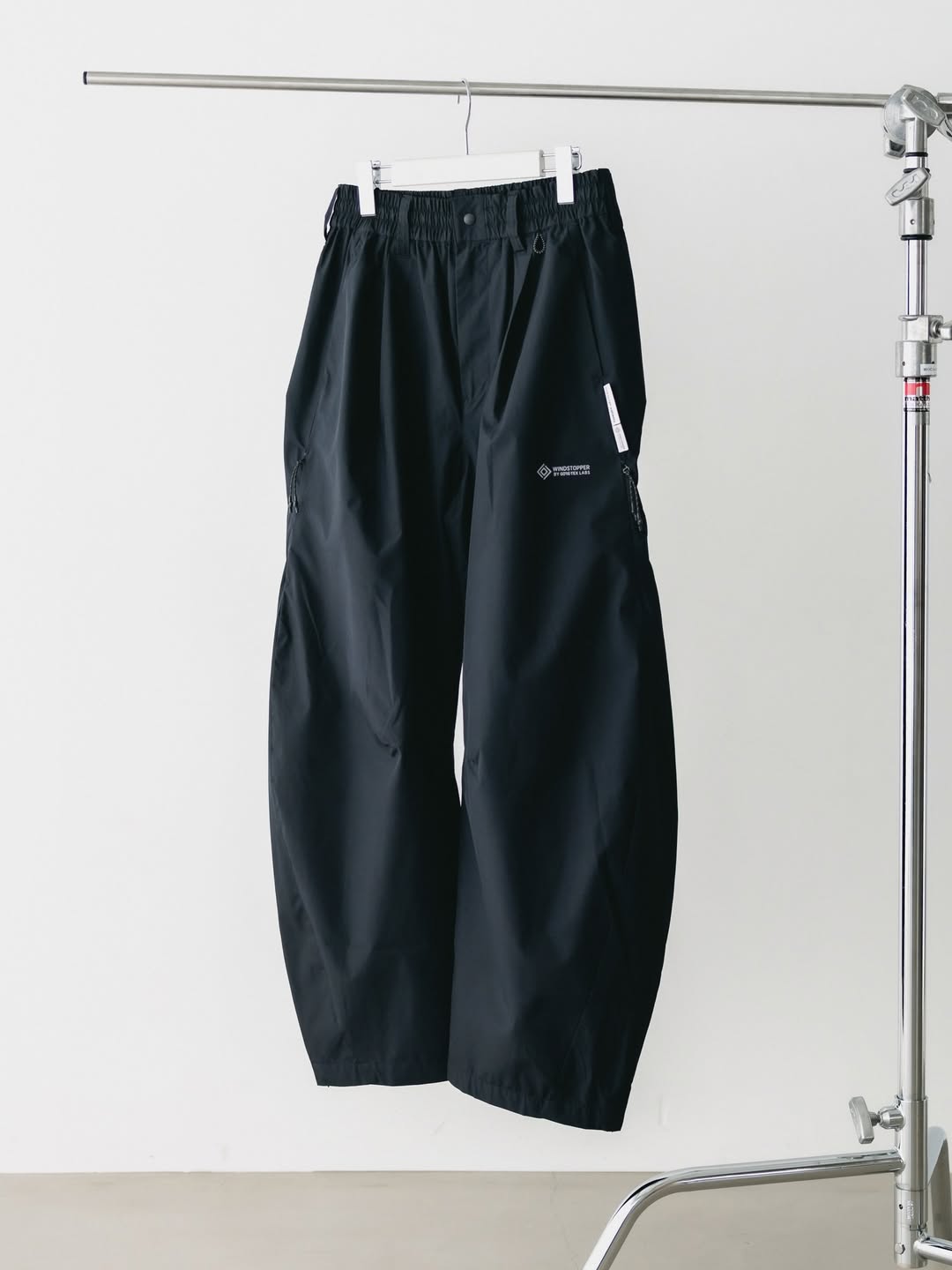 CLESSTE / +Phenix Windstopper ® By Gore-tex Labs City Barrel Leg
