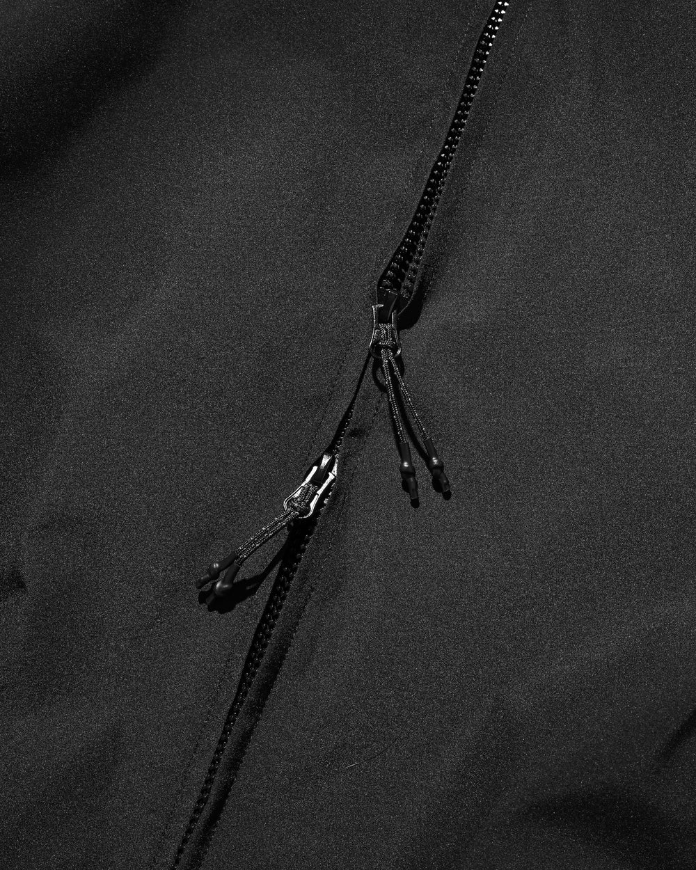 CLESSTE / +Phenix Windstopper ® By Gore-tex Labs Active City Utility Jacket (Black)