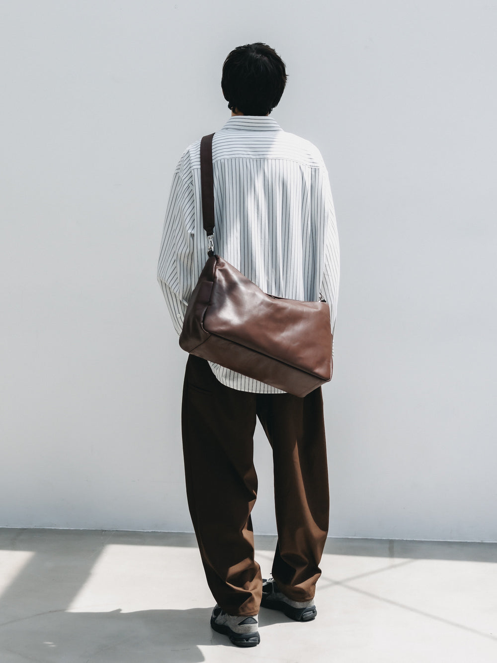 CLESSTE / Leather Day Off Bag Large (Brown)