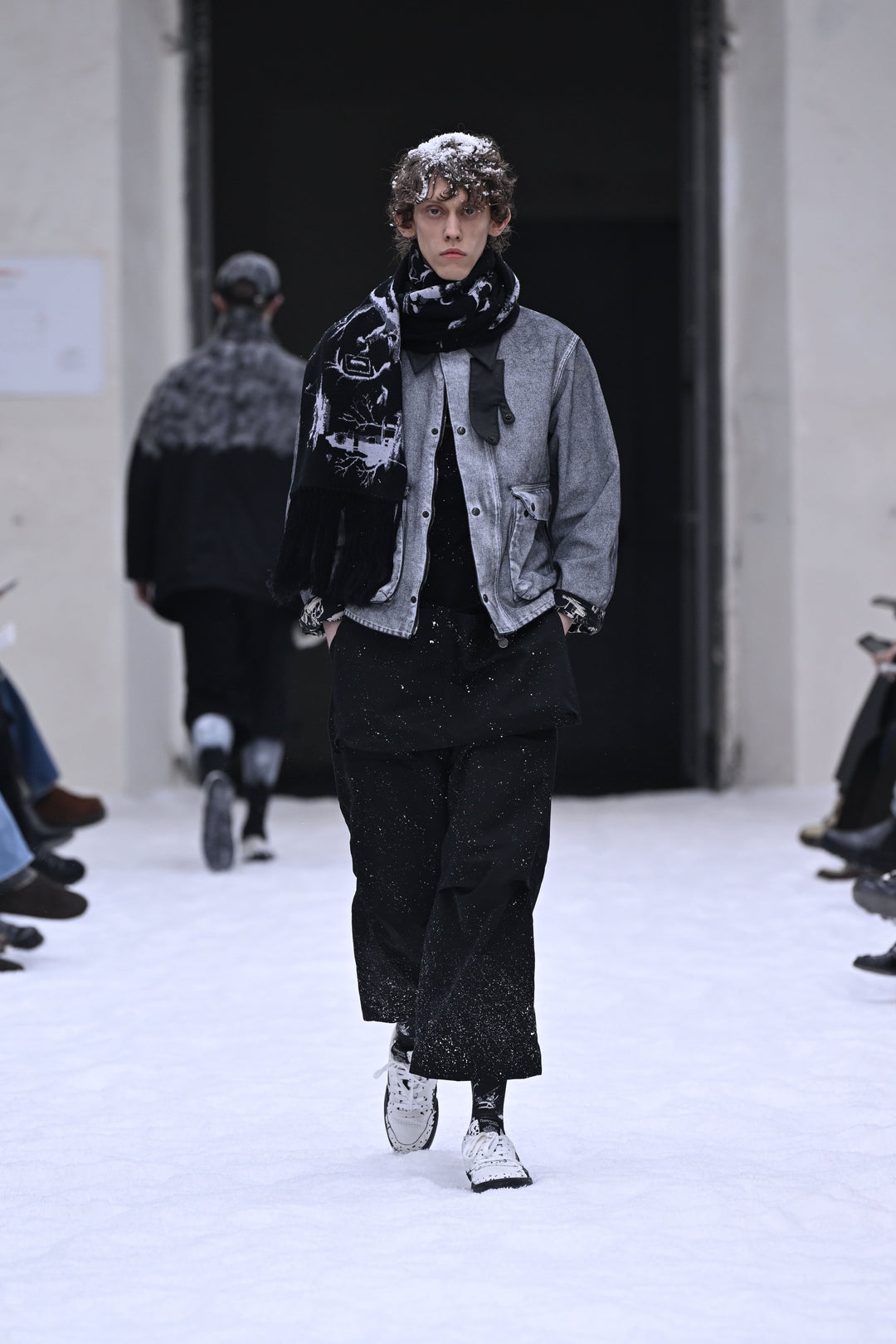SHINYAKOZUKA / Farmhand (Snowveil Black)