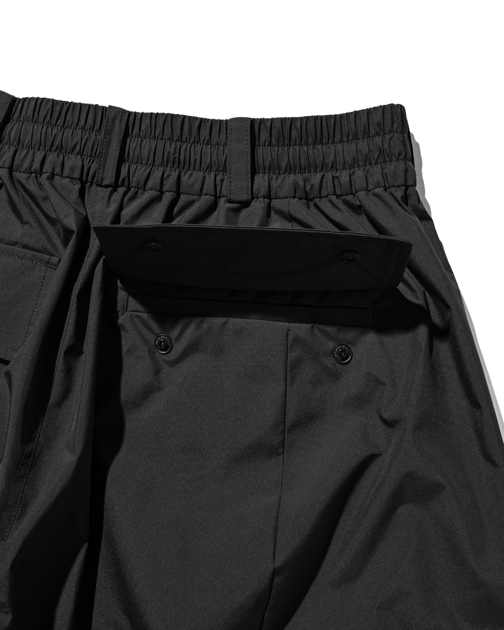 CLESSTE / +Phenix Windstopper ® By Gore-tex Labs City Mega Pocket Balloon Cargo Pants (Black)